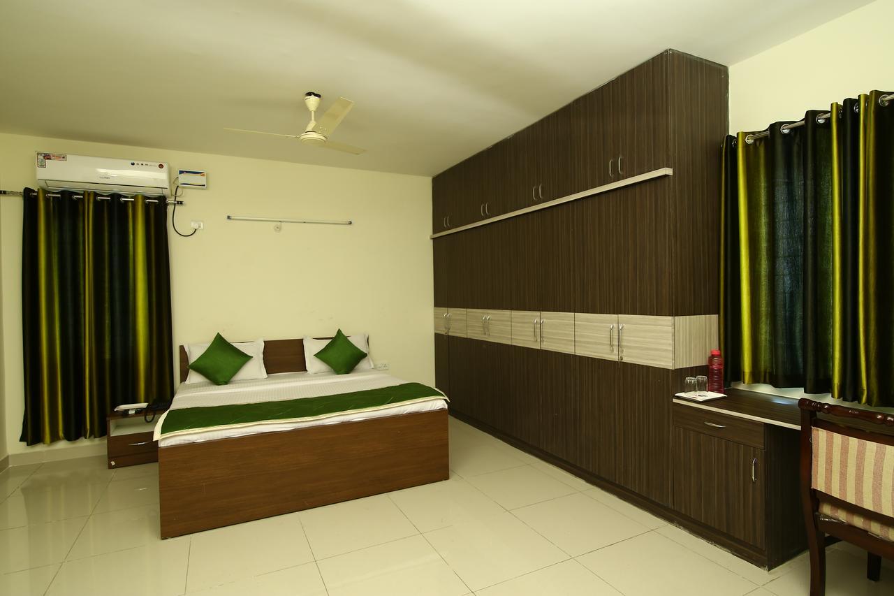 Fresh Living Prime Hitech Hotel Hyderabad Ngoại thất bức ảnh